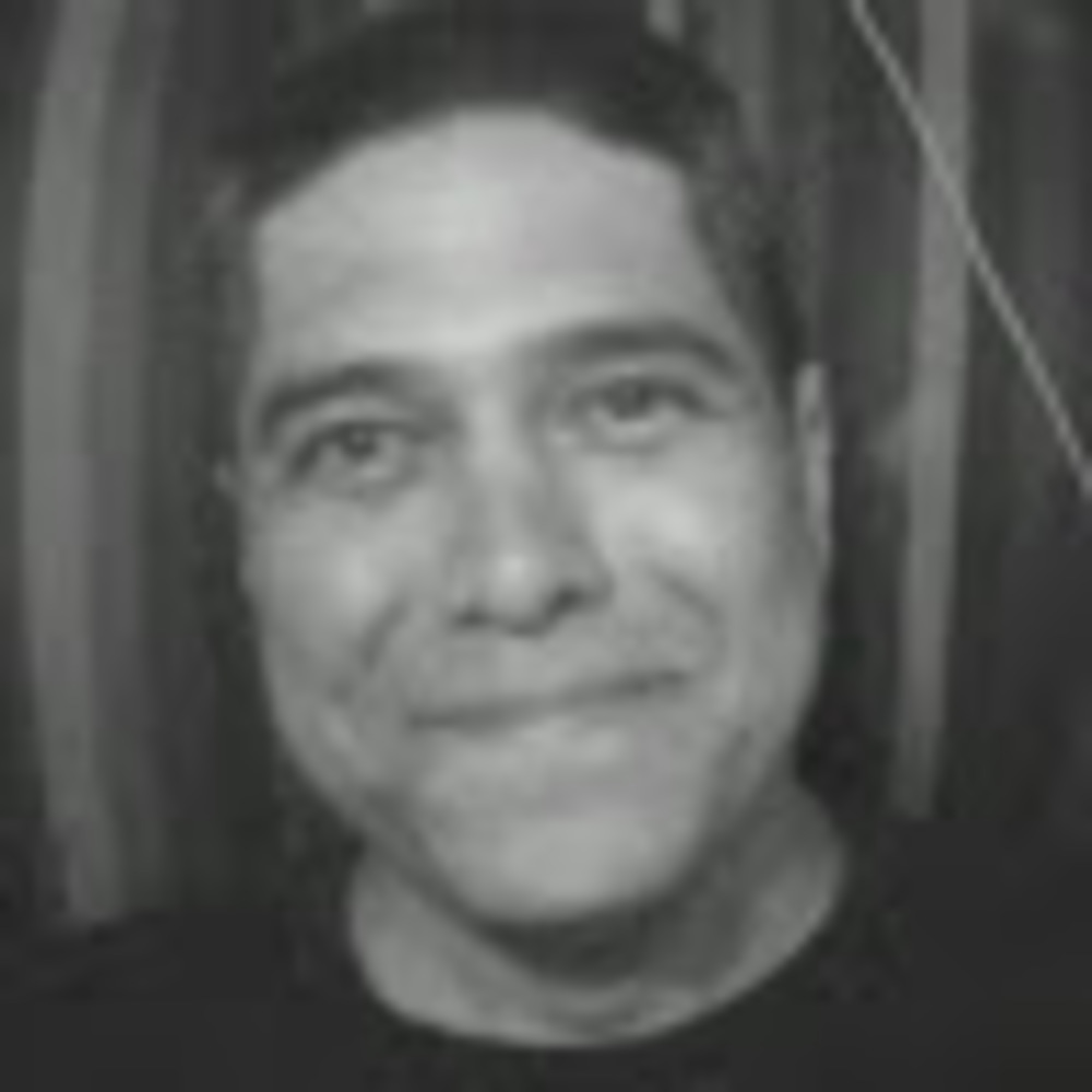 Meet your Posher, Carlos